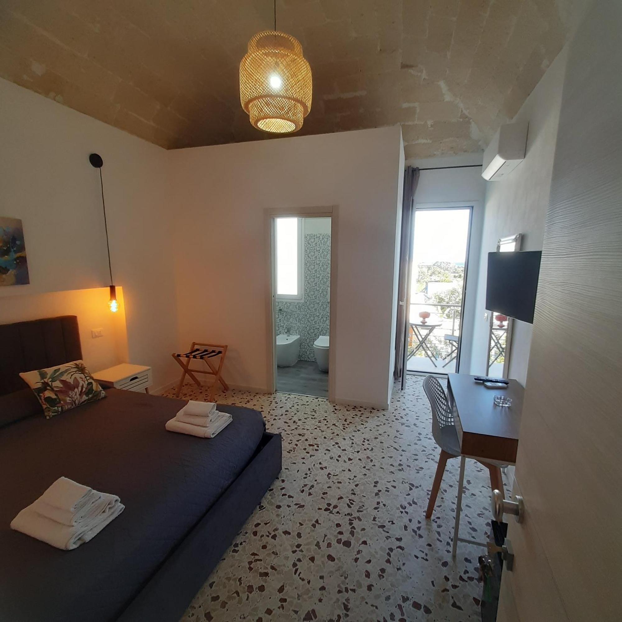 Ponente & Maestro Rooms Favignana Exterior photo